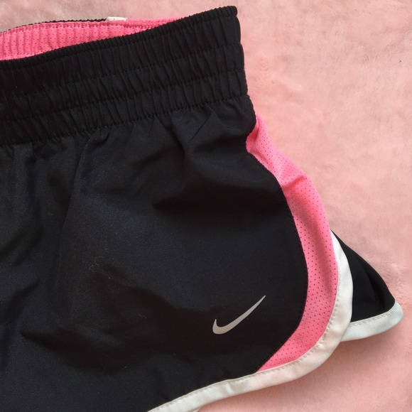 Nike Dri-fit Athletic Shorts (Girls M) - Picture 11 of 11